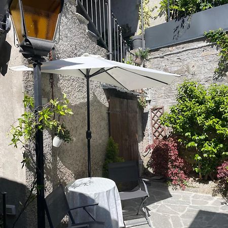 Apartamento Il Borghetto Di Torno Exterior foto